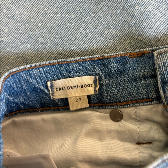 Madewell Cali Demi-Boot Jean with Button Fly - Picture 4 of 5